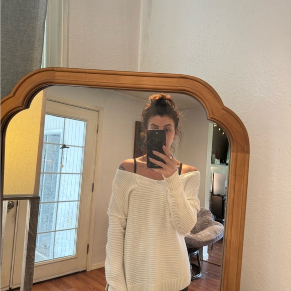 Off The Shoulder Oversized V Neck Sweater - Apricot / Cream - Picture 4 of 6